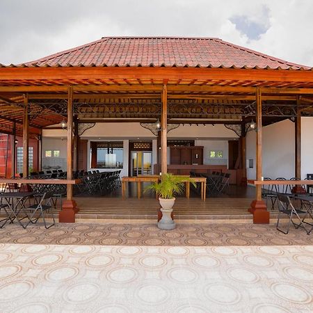 Oyo 2392 Nusa Dua Eling Inn Екстер'єр фото