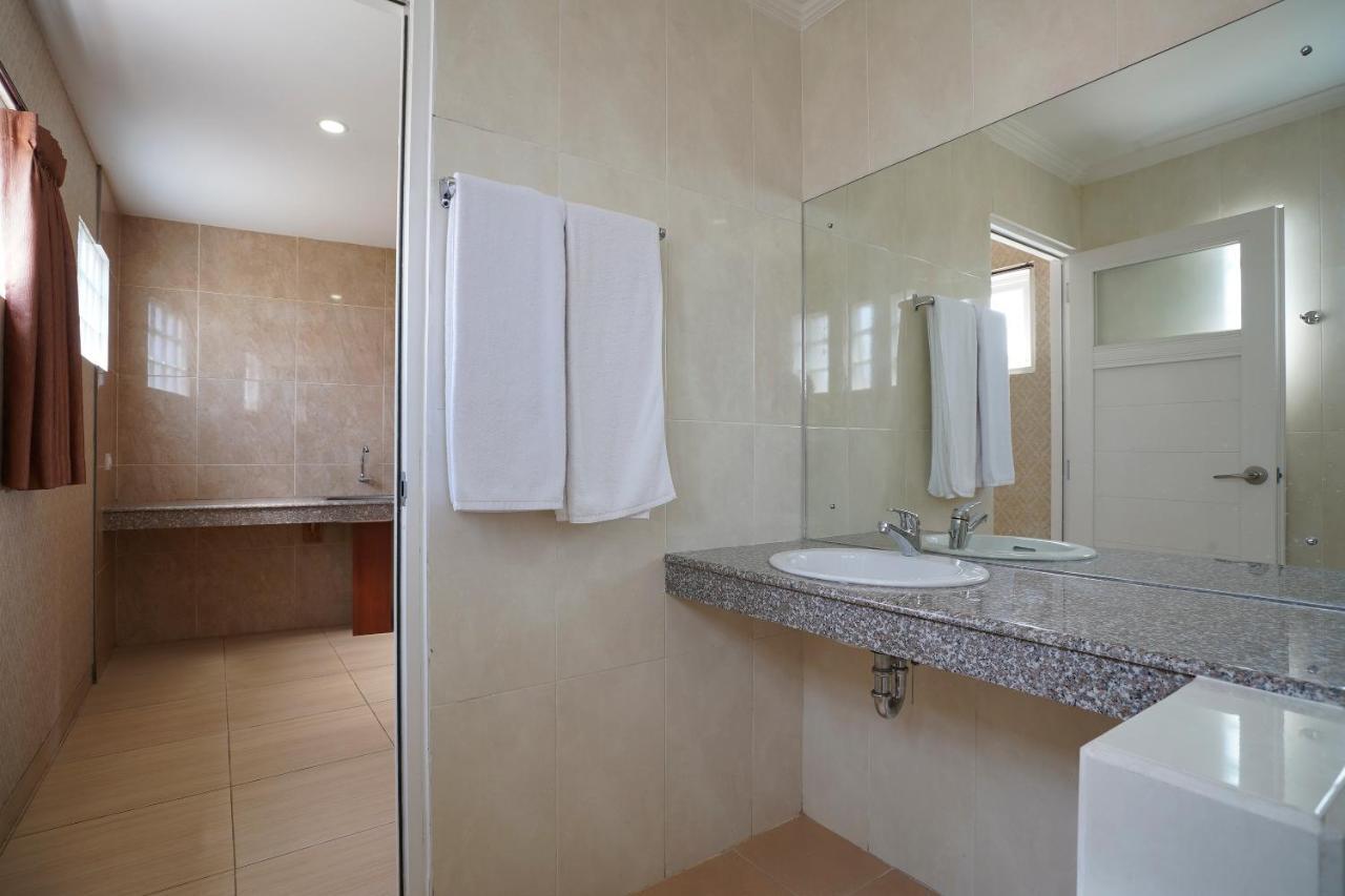 Oyo 2392 Nusa Dua Eling Inn Екстер'єр фото