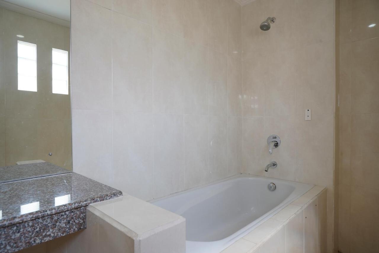 Oyo 2392 Nusa Dua Eling Inn Екстер'єр фото