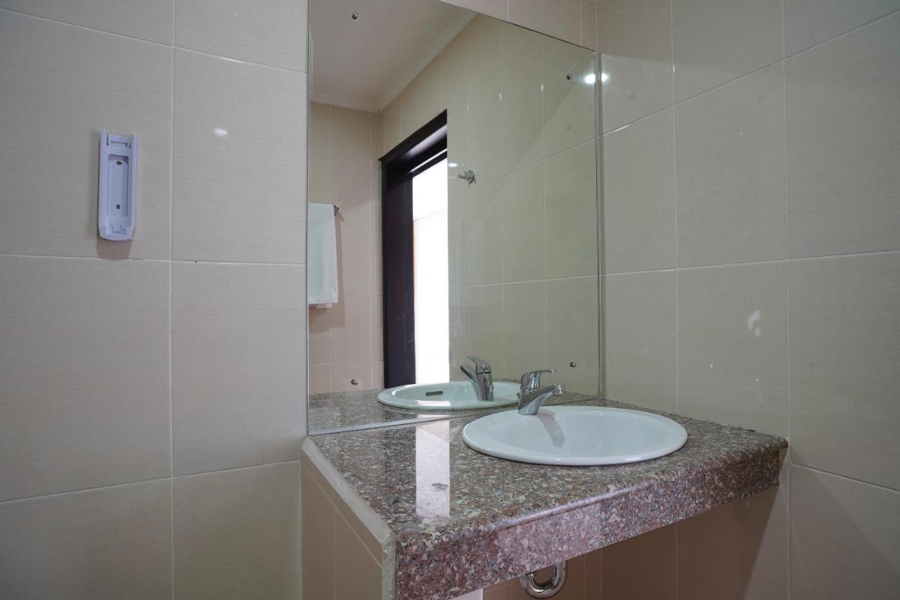 Oyo 2392 Nusa Dua Eling Inn Екстер'єр фото